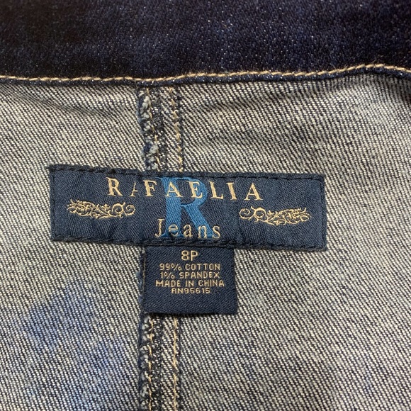 Hand painted jean jacket in size 8p. - Picture 4 of 4